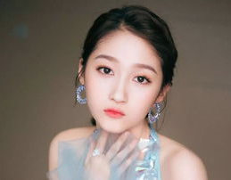 娱乐吃瓜君白莲花女星,揭秘白莲花女星的蜕变之路